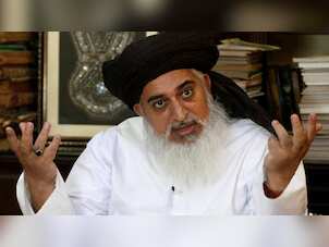 Pakistan government to press terrorism, sedition charges against Tehreek-e-Labbaik leader