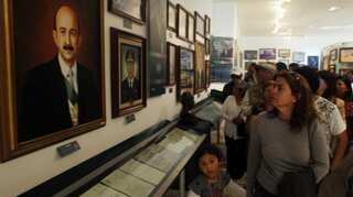 Mexico's new leader opens plush presidential residence to public