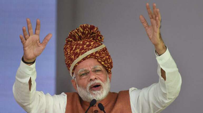 Kartarpur went to Pakistan due to lack of vision of Congress leaders: PM Modi Kartarpur went to Pakistan due to lack of vision of Congress leaders: PM Modi