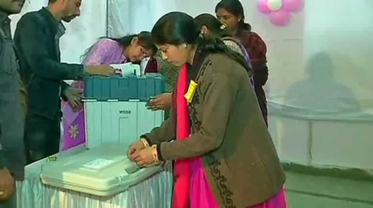 Assembly elections: Polling concludes in Rajasthan, 72.7% turnout till 5pm Assembly elections: Polling concludes in Rajasthan, 72.7% turnout till 5pm