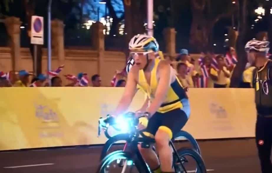 Thai king leads mass cycling event around Bangkok, cycles over 35 kilometres