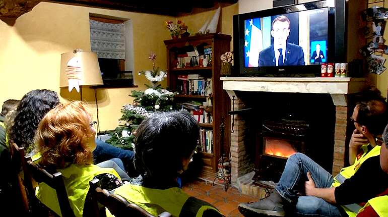 Video: 'Yellow vest' protesters not convinced by Macron's speech, plan to continue protest Video: 'Yellow vest' protesters not convinced by Macron's speech, plan to continue protest