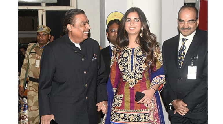 Isha Ambani to wed Anand Piramal on Wednesday; Antilla all decked up