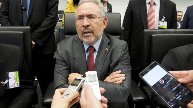 Imprisoned former Venezuela oil minister Nelson Martinez dies