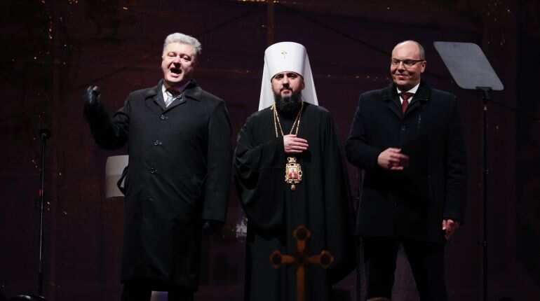 Ukraine's President names leader of new church in split from Russia Ukraine's President names leader of new church in split from Russia