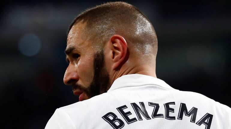 Karim Benzema gives Madrid win over Rayo amid more Bernabeu boos
