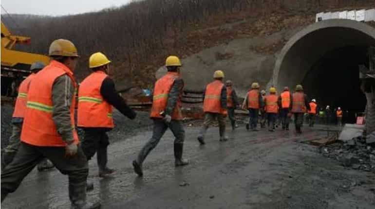 China: 1 dead, 19 trapped in another coal mine flood accident China: 1 dead, 19 trapped in another coal mine flood accident
