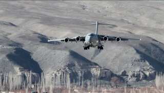 Western Air Command airlifts record 463 tonne load at one go