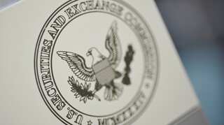 US government aid 'essential' to weather downturn: Federal Reserve Governor