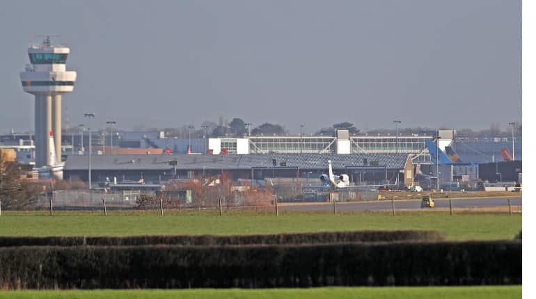 Gatwick airport drone probe: Arrested pair released without any charge Gatwick airport drone probe: Arrested pair released without any charge