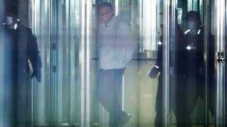 Nissan executive Greg Kelly linked to Ghosn case released on bail