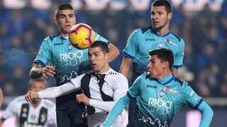 Substitute Ronaldo saves 10-man Juve's unbeaten record