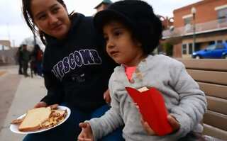 Migrants in limbo at US and Mexican border cities