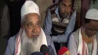 'I will smash your head', AIUDF chief threatens journalist, tries to hit him