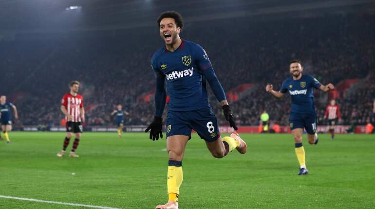 Felipe Anderson double gives West Ham 2-1 win at Southampton Felipe Anderson double gives West Ham 2-1 win at Southampton