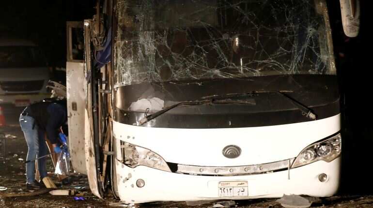 Egypt: Bomb blast kills 3 Vietnamese tourists, guide near Giza pyramids Egypt: Bomb blast kills 3 Vietnamese tourists, guide near Giza pyramids