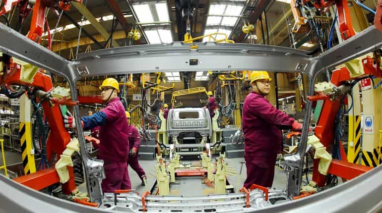China's factory activity falls for first time in over 2 years: Report China's factory activity falls for first time in over 2 years: Report