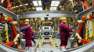 China's manufacturing contracts for 5th month, sparks calls for increased stimulus