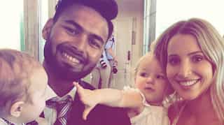 See! 'Babysitter' Pant's photo with Tim Paine's kids
