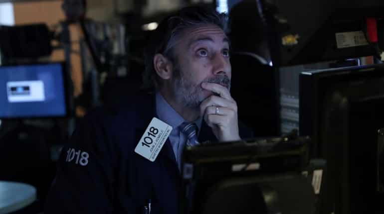 Dow drops 1,000 points as pandemic fears heighten in early trade