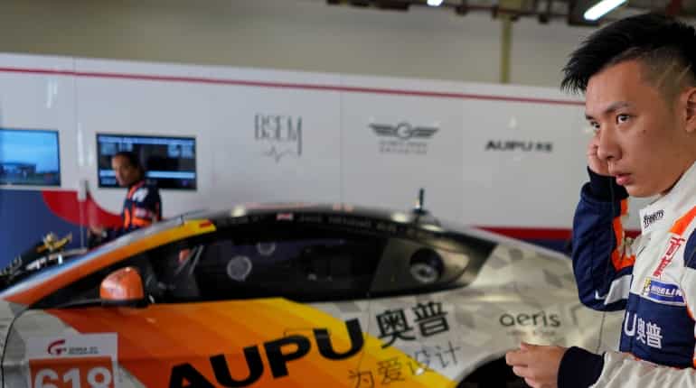 Motor racing: Chinese drivers take baby steps towards F1 dream