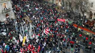 Thousands rally against Hungary's overtime work law, PM Orban