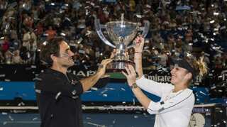 Roger Federer wins third Hopman in dramatic fashion
