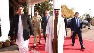 Imran Khan picks up Abu Dhabi crown prince at airport, drives car himself to PM House