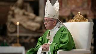 Pope to tackle dwindling vocations to priesthood at Panama meeting