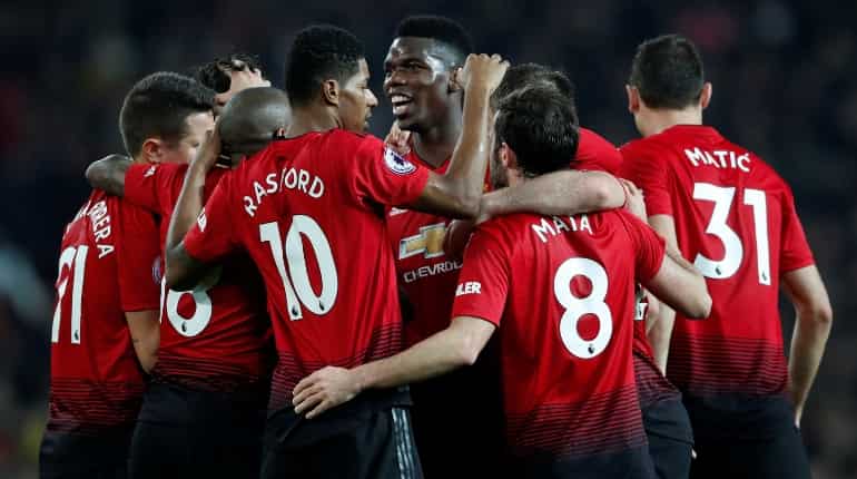 Man Utd hammer out Premier League title warning as Spurs stumble again Man Utd hammer out Premier League title warning as Spurs stumble again