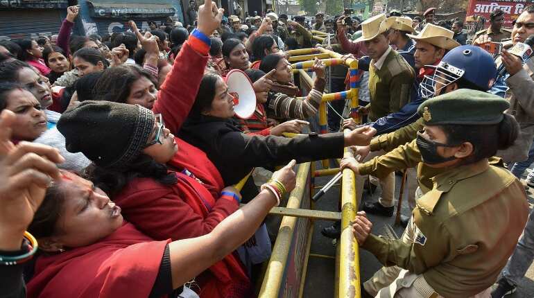 Clashes between political parties