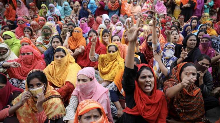 Bangladesh garment workers' strike: One dead, 50 injured Bangladesh garment workers' strike: One dead, 50 injured