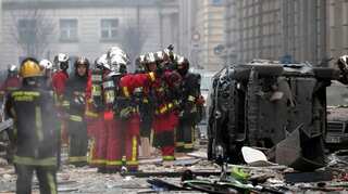 Nine injured after massive explosion in central Paris