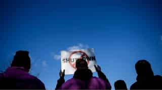 How US shutdown over border wall fight might play out