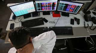 Nifty, Sensex edge higher; bank, telecom stocks gain