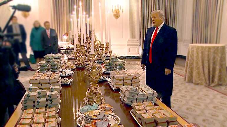 Watch: As shutdown bites, Trump invites guests to feast on burgers, pizzas & french fries Watch: As shutdown bites, Trump invites guests to feast on burgers, pizzas & french fries