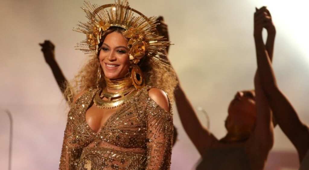 Beyonce drops lawsuit over 'Feyonce' items
