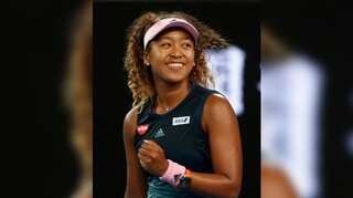 Australian Open: Naomi Osaka through to third round