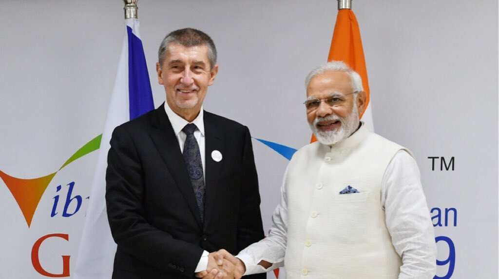 Czech PM wants home companies to invest in India Czech PM wants home companies to invest in India