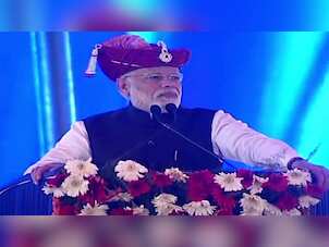'Mahagathbandhan' is not against me but people of India: PM Modi in Gujarat