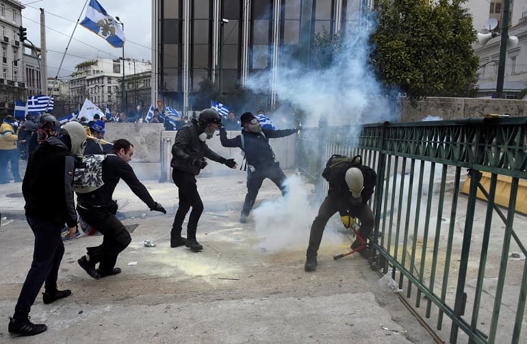 Greeks rally against Macedonia name accord, police fire tear gas