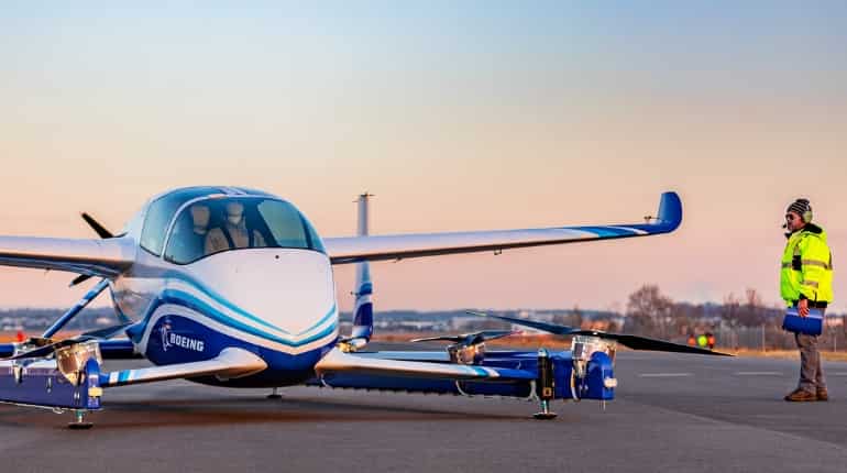 Boeing's flying car takes off, makes short flight Boeing's flying car takes off, makes short flight