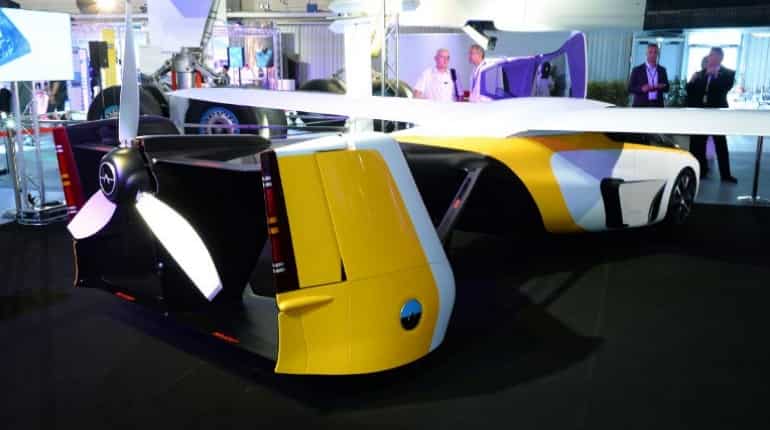 AeroMobil to make a flying car like Terrafugia's transition