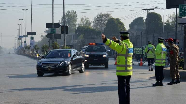 Authorities apologise after Sikh motorcyclist issued challan for not wearing helmet in Pak's Peshawar Authorities apologise after Sikh motorcyclist issued challan for not wearing helmet in Pak's Peshawar