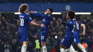 Chelsea edge Spurs on penalties to reach League Cup final