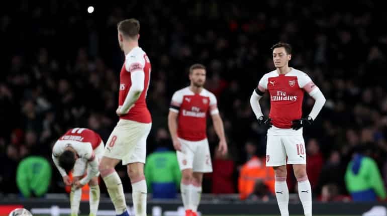 Arsenal's defensive woes mount after double injury blow Arsenal's defensive woes mount after double injury blow