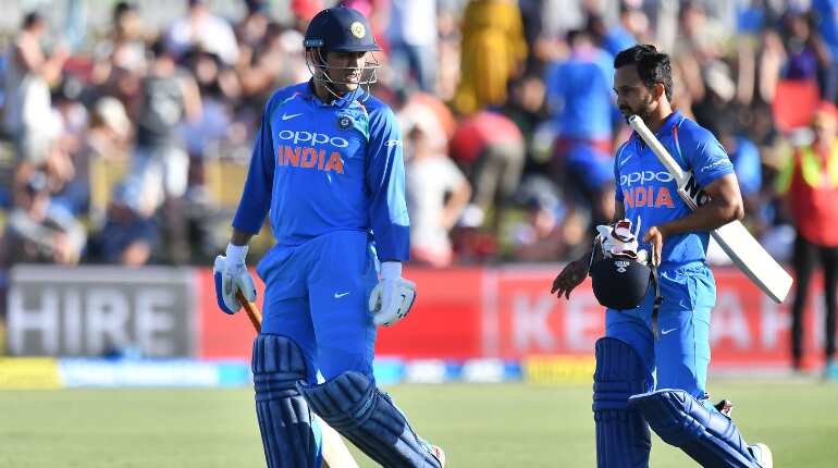 Kedar Jadhav-MS Dhoni's crucial partnership