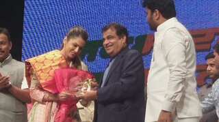 Actor Isha Koppikar joins BJP, made incharge of Women Transport Wing