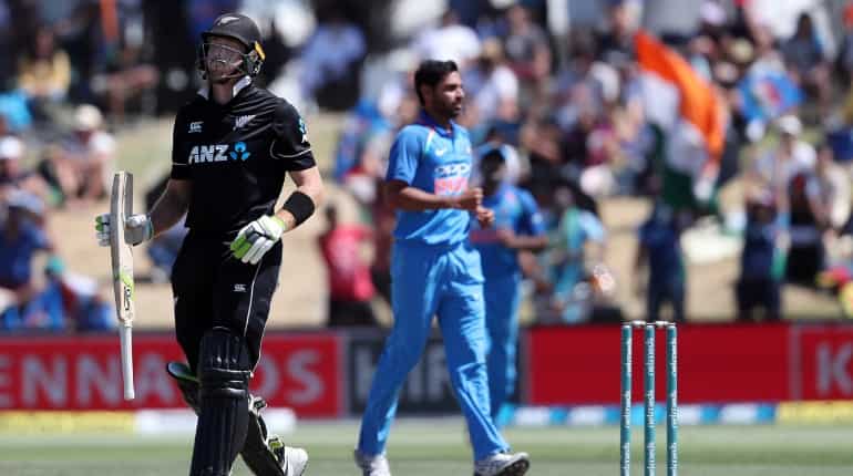 IND vs NZ, 4th ODI: Bhuvneshwar dismisses two in New Zealand's 92-run chase IND vs NZ, 4th ODI: Bhuvneshwar dismisses two in New Zealand's 92-run chase