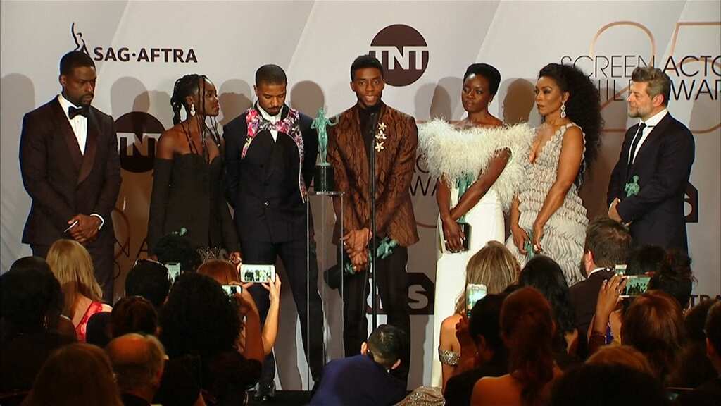 'Black Panther' takes top SAG awards prize, boosting Oscars chances
